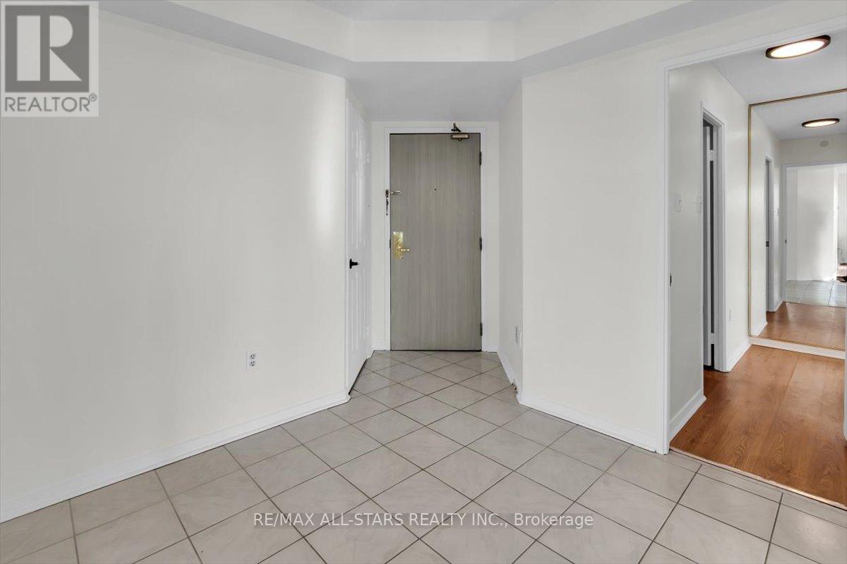 1809 - 2155 Burnhamthorpe Road W, Mississauga, Ontario  L5L 5P4 - Photo 5 - W12777454