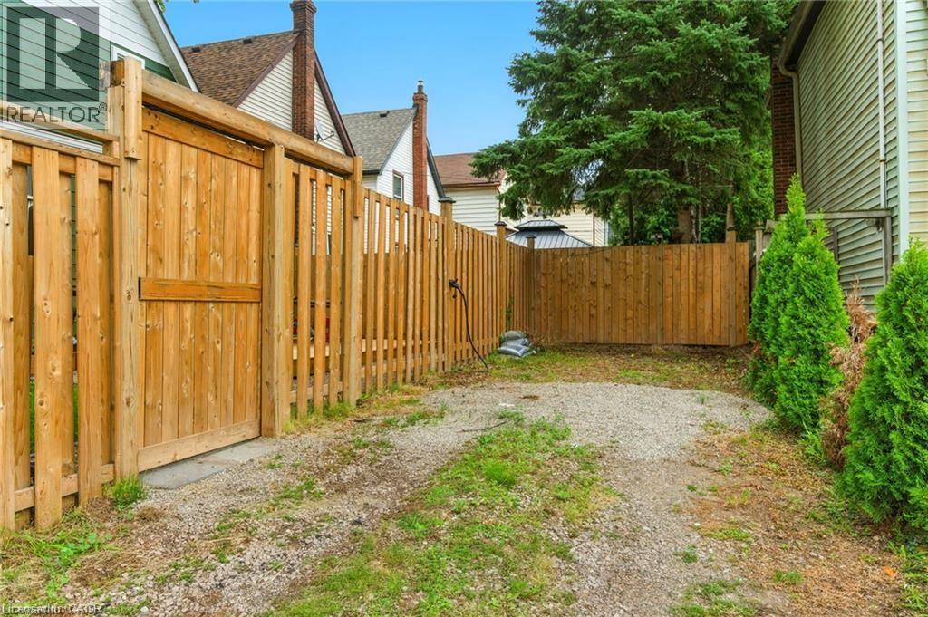 12 Francis Street, Hamilton, Ontario  L8L 3V1 - Photo 31 - 40804419