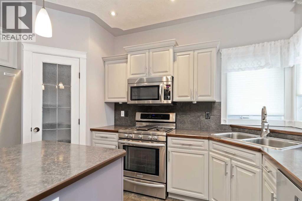 221 Fox Crescent, Fort Mcmurray, Alberta  T9K 0C1 - Photo 7 - A2285368