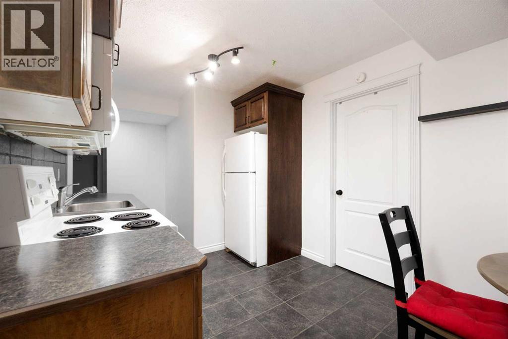 221 Fox Crescent, Fort Mcmurray, Alberta  T9K 0C1 - Photo 38 - A2285368