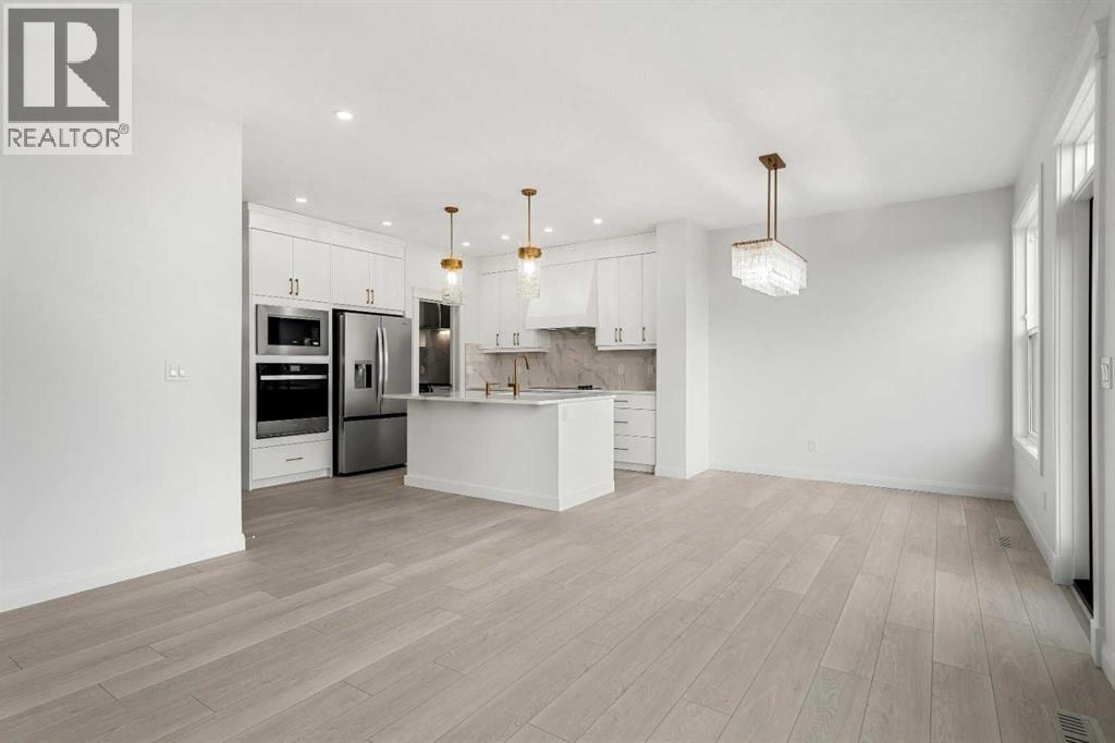 94 Cornerbrook Crescent Ne, Calgary, Alberta  T3N 2K9 - Photo 5 - A2283954