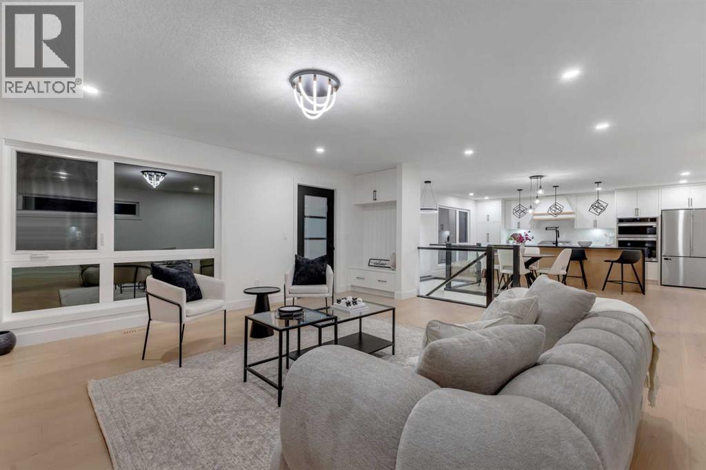 9419 Academy Drive Se, Calgary, Alberta  T2J 1A6 - Photo 10 - A2284271