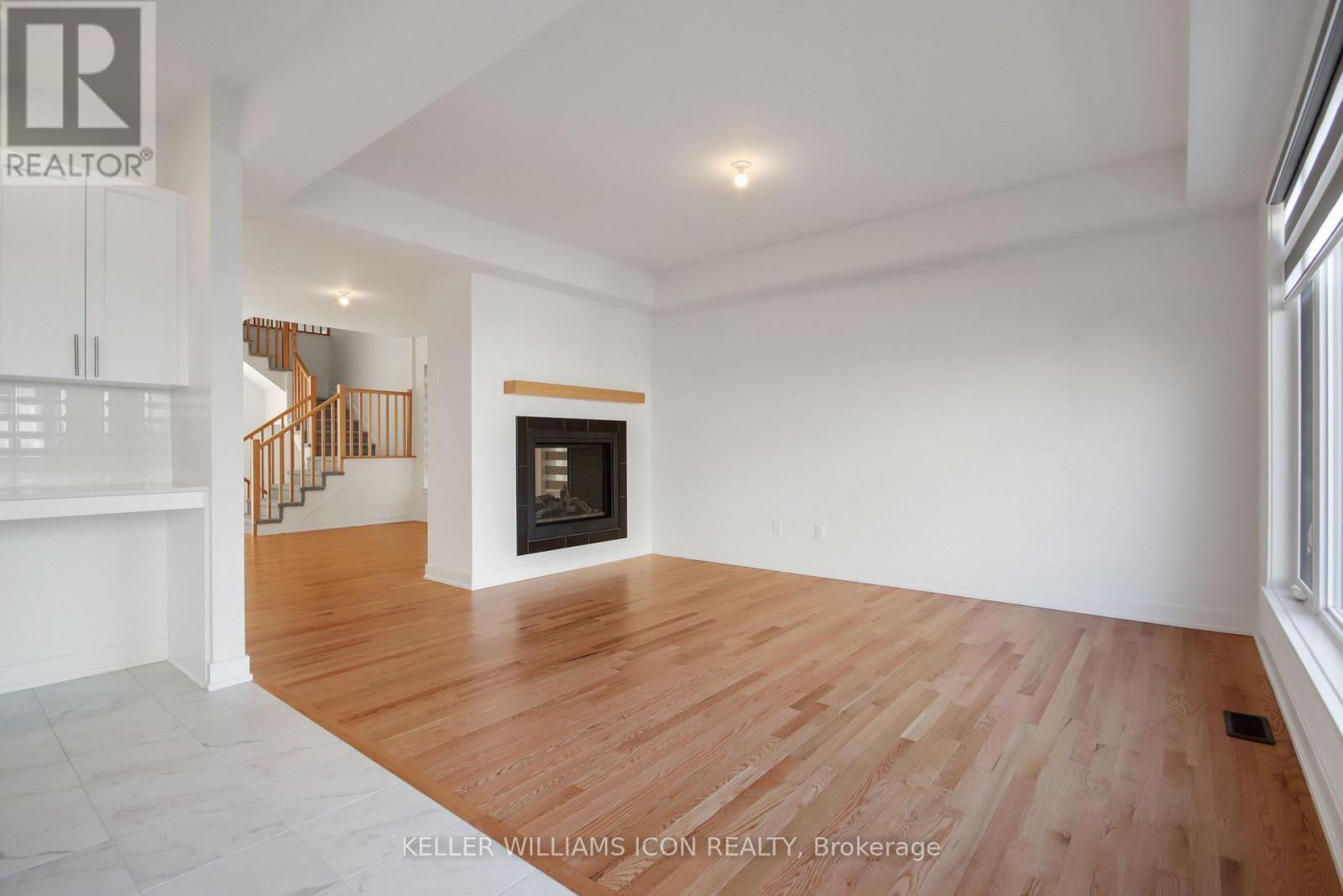 533 Bobolink Ridge, Ottawa, Ontario  K2S 2N6 - Photo 11 - X12777506