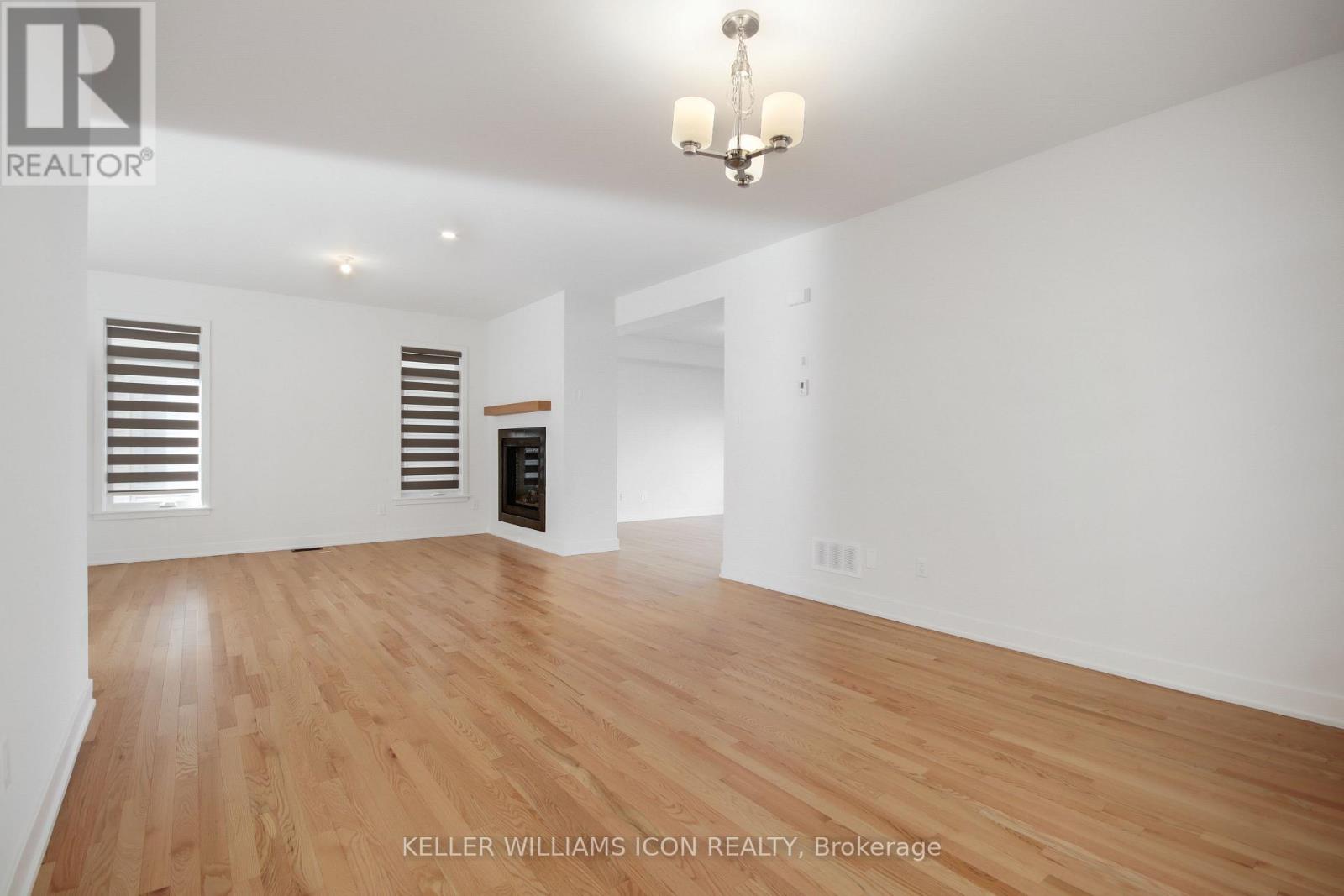 533 Bobolink Ridge, Ottawa, Ontario  K2S 2N6 - Photo 9 - X12777506