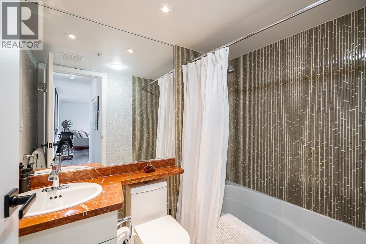 302 1228 Marinaside Crescent, Vancouver, British Columbia  V6Z 2W4 - Photo 23 - R3088646