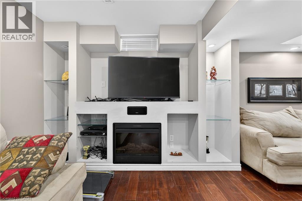 33 Panorama Way, Hamilton, Ontario  L8E 6C6 - Photo 35 - 40804417