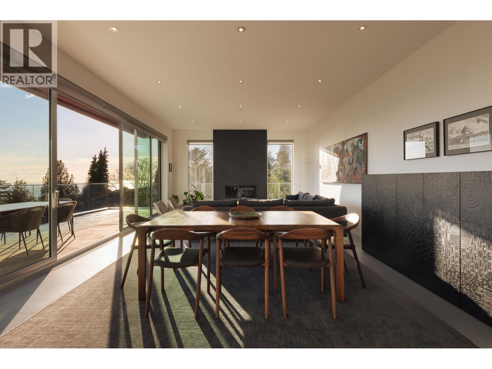 1715 22nd Street, West Vancouver, British Columbia  V7V 4E4 - Photo 5 - R3088686