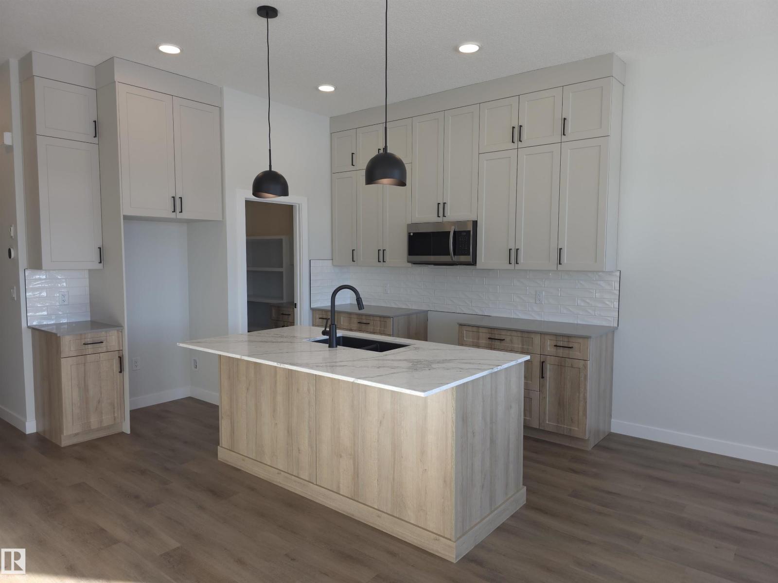 172 Caledon Cr, Spruce Grove, Alberta  T7X 4E3 - Photo 4 - E4468233