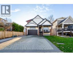 238 PHILLIPS STREET, New Westminster, British Columbia