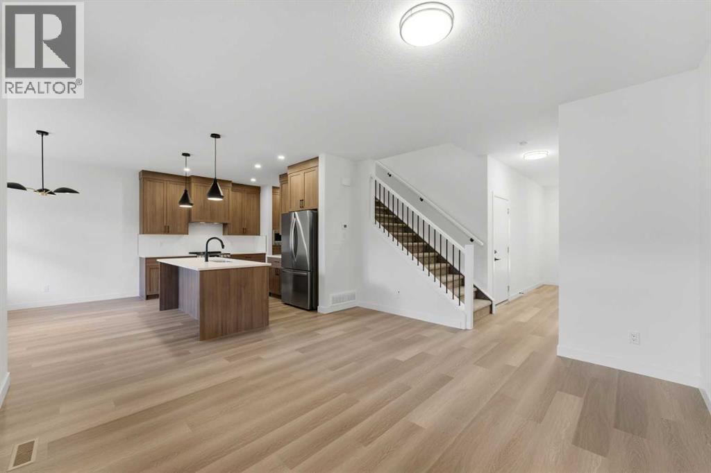 802, 201 Cooperswood Green Sw, Airdrie, Alberta  T3B 3Y6 - Photo 8 - A2283423