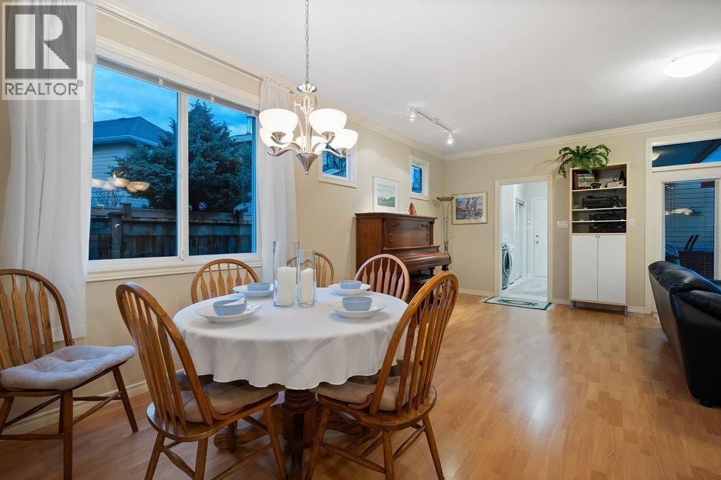 Listing Picture 8 of 36 : 12300 BUCHANAN STREET, Richmond / 烈治文 - 魯藝地產 Yvonne Lu Group - MLS Medallion Club Member