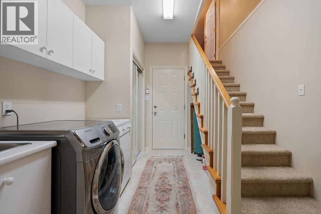 Listing Picture 33 of 36 : 12300 BUCHANAN STREET, Richmond / 烈治文 - 魯藝地產 Yvonne Lu Group - MLS Medallion Club Member