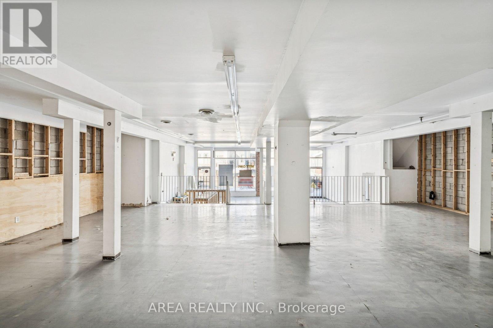 839-841 Gerrard Street E, Toronto, Ontario  M4M 1Y8 - Photo 11 - E12777484