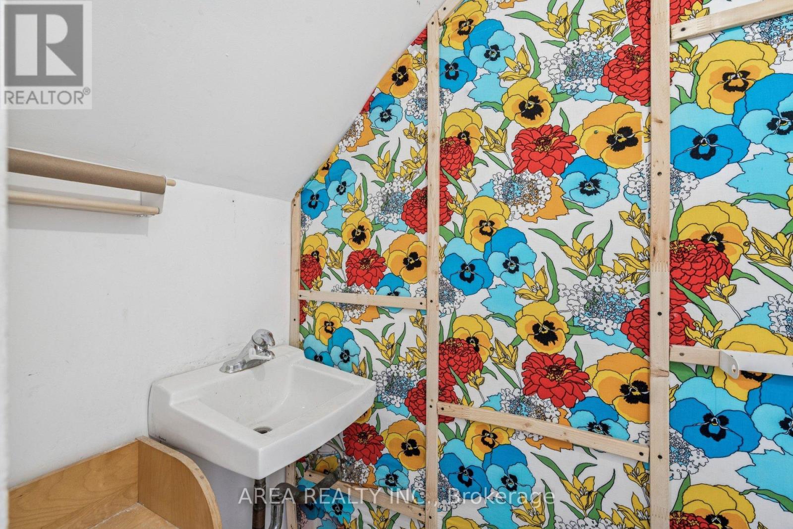 839-841 Gerrard Street E, Toronto, Ontario  M4M 1Y8 - Photo 13 - E12777484