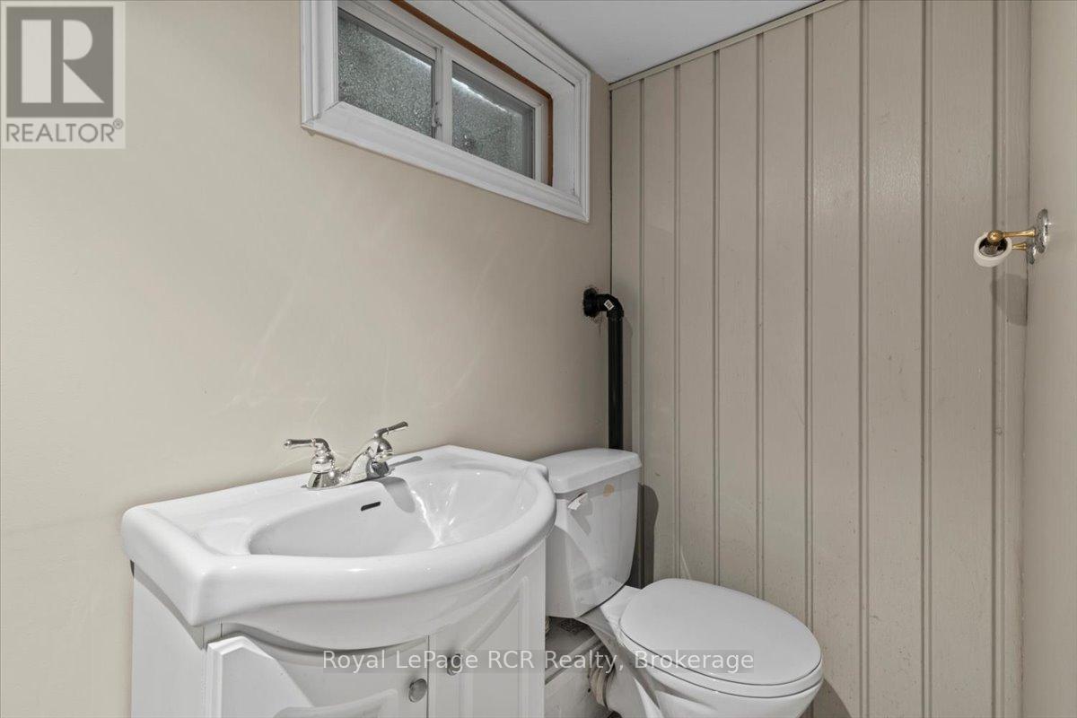 4 Cayley Street, Brockton, Ontario  N0G 2V0 - Photo 27 - X12777496