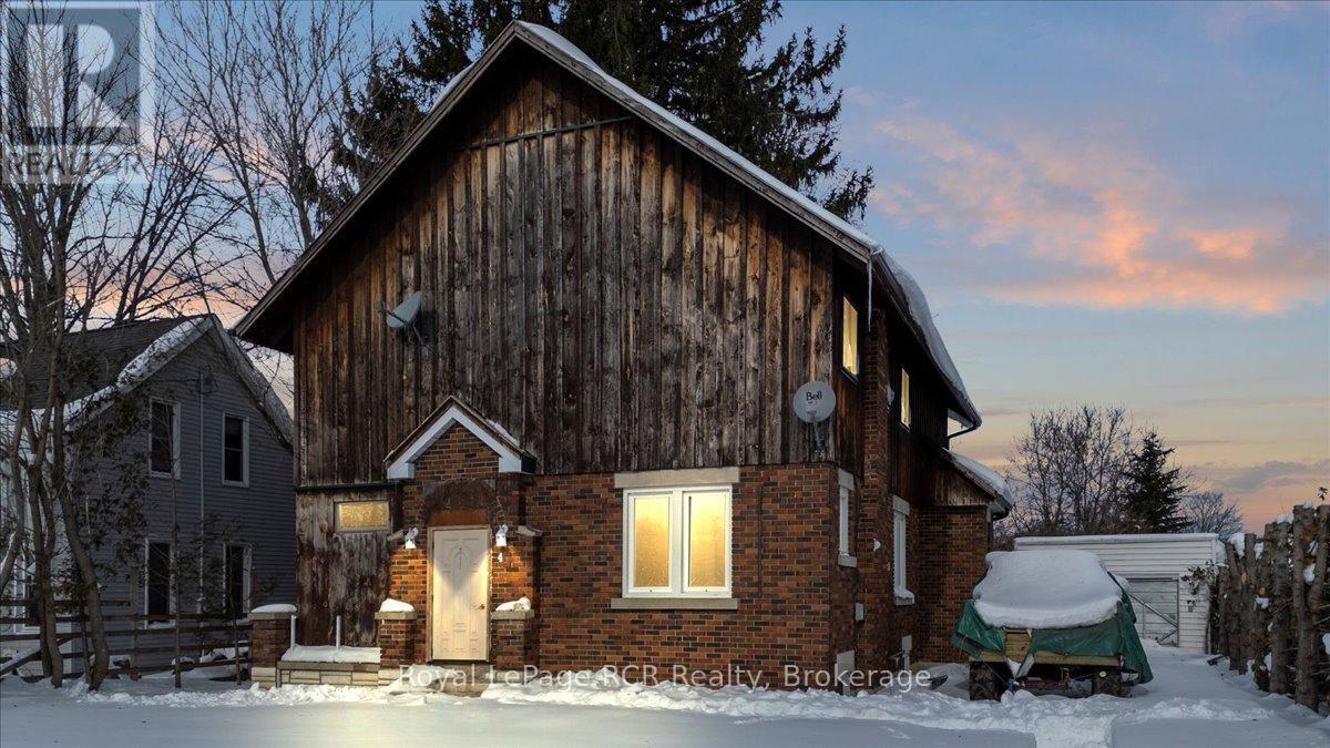 4 Cayley Street, Brockton, Ontario  N0G 2V0 - Photo 35 - X12777496