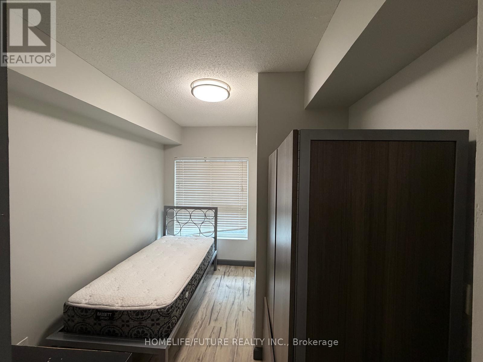 237 - 258b Sunview Street, Waterloo, Ontario  N2L 0H7 - Photo 23 - X12763428