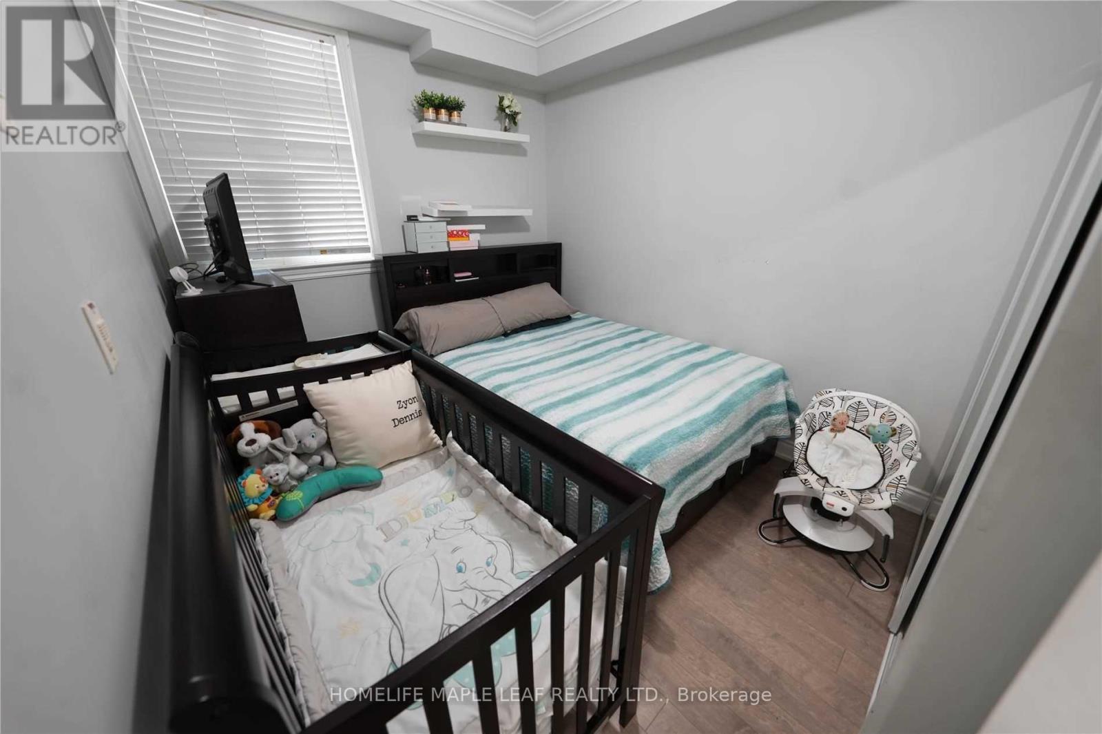 2 - 38 Gibson Avenue, Toronto, Ontario  M9N 0A5 - Photo 6 - W12777502