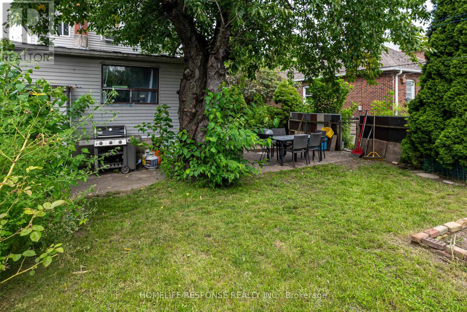 139 Hay Avenue, Toronto, Ontario  M8Z 1G3 - Photo 6 - W12777514