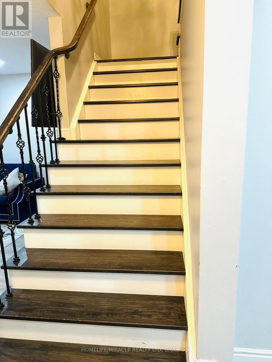 28 Peachwood Crescent, Hamilton, Ontario  L8E 5Z8 - Photo 16 - X12777466