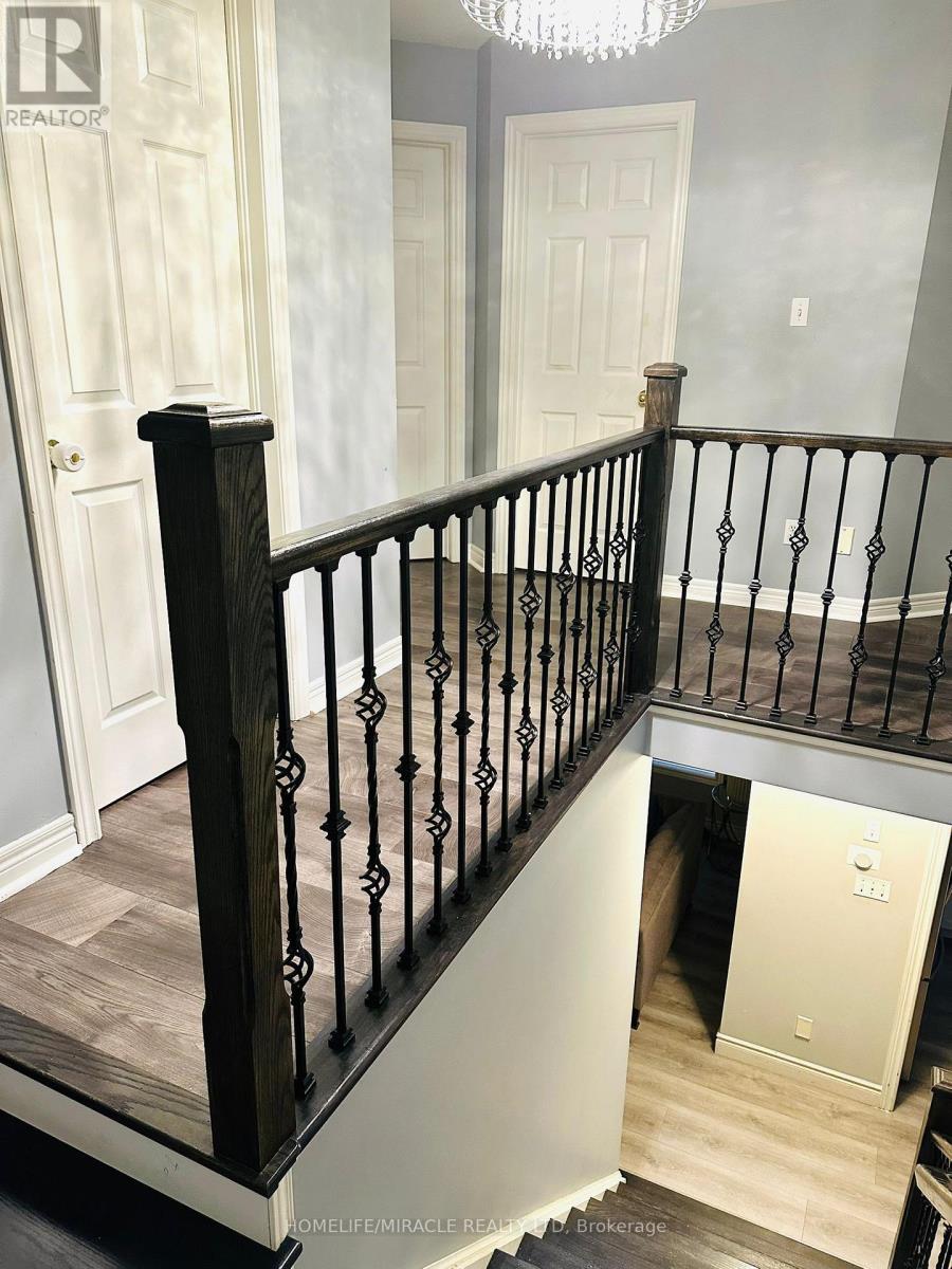 28 Peachwood Crescent, Hamilton, Ontario  L8E 5Z8 - Photo 18 - X12777466