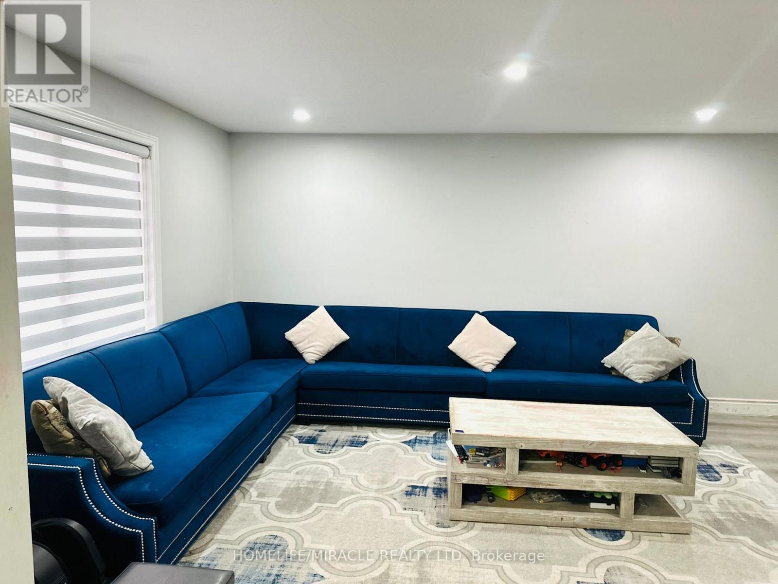 28 Peachwood Crescent, Hamilton, Ontario  L8E 5Z8 - Photo 22 - X12777466