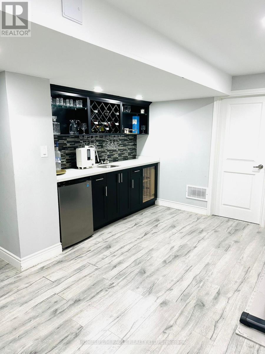 28 Peachwood Crescent, Hamilton, Ontario  L8E 5Z8 - Photo 32 - X12777466