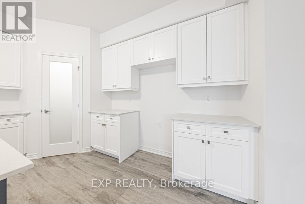 238 Long Boat Run W, Brantford, Ontario  N3T 0X1 - Photo 10 - X12777504