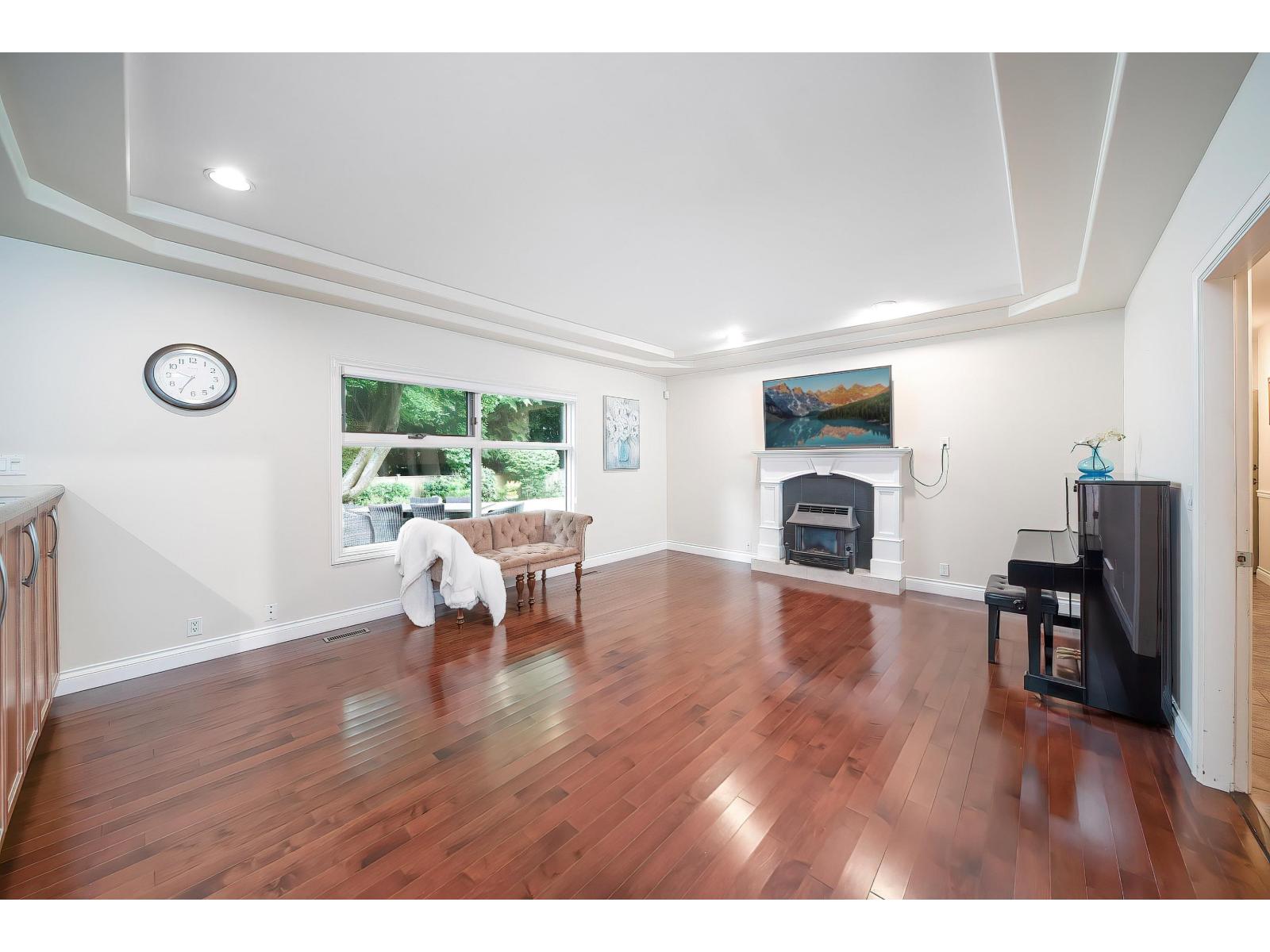 2099 132a Street, Surrey, British Columbia  V4A 9K2 - Photo 10 - R3088712