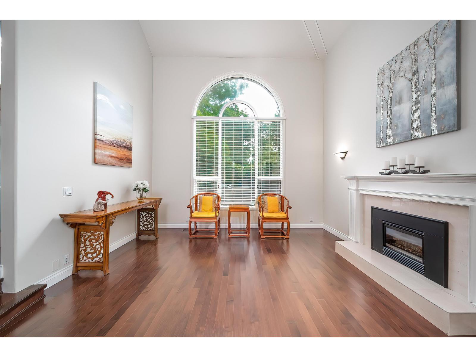 2099 132a Street, Surrey, British Columbia  V4A 9K2 - Photo 5 - R3088712