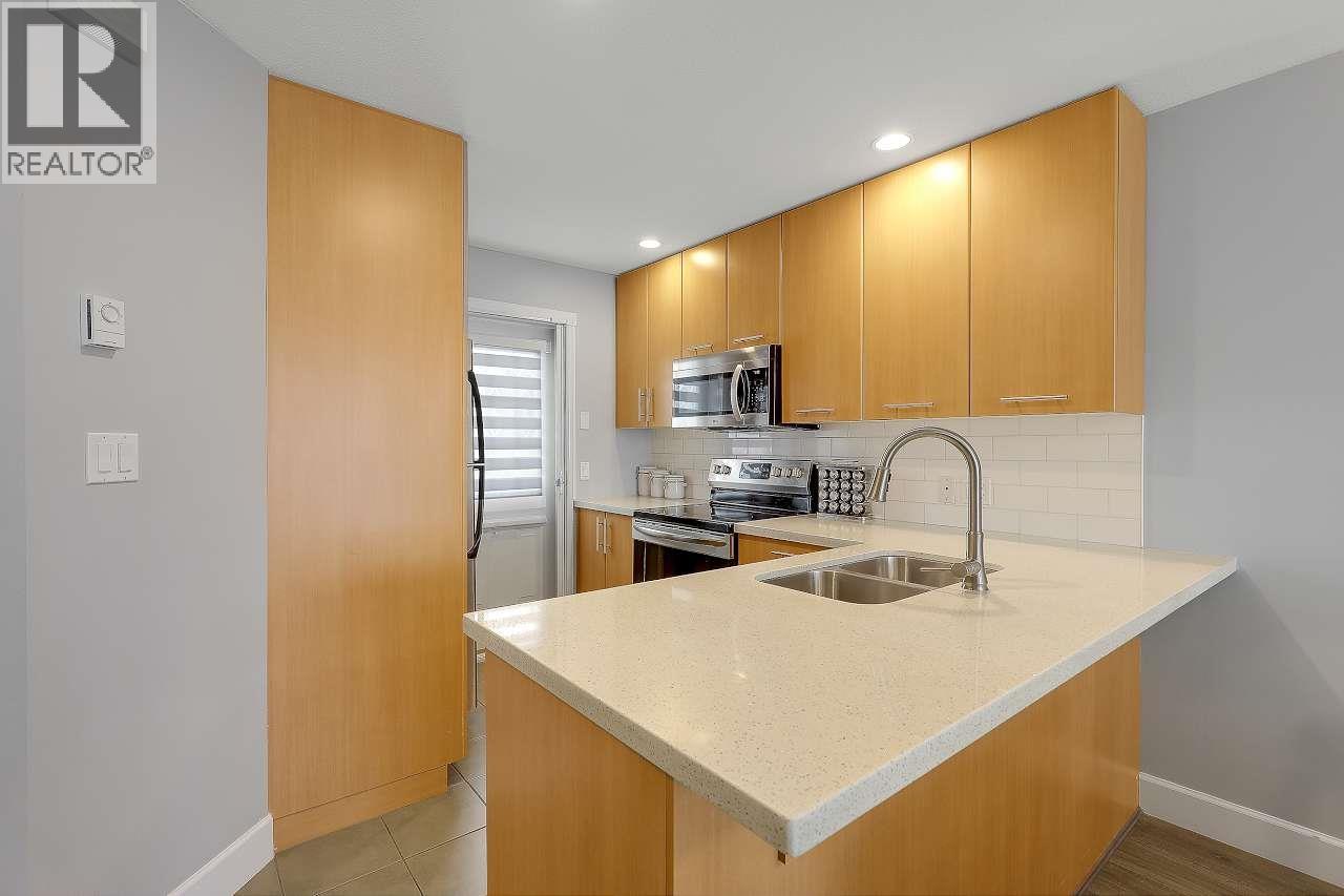 Listing Picture 16 of 30 : 40 7370 STRIDE AVENUE, Burnaby / 本拿比 - 魯藝地產 Yvonne Lu Group - MLS Medallion Club Member