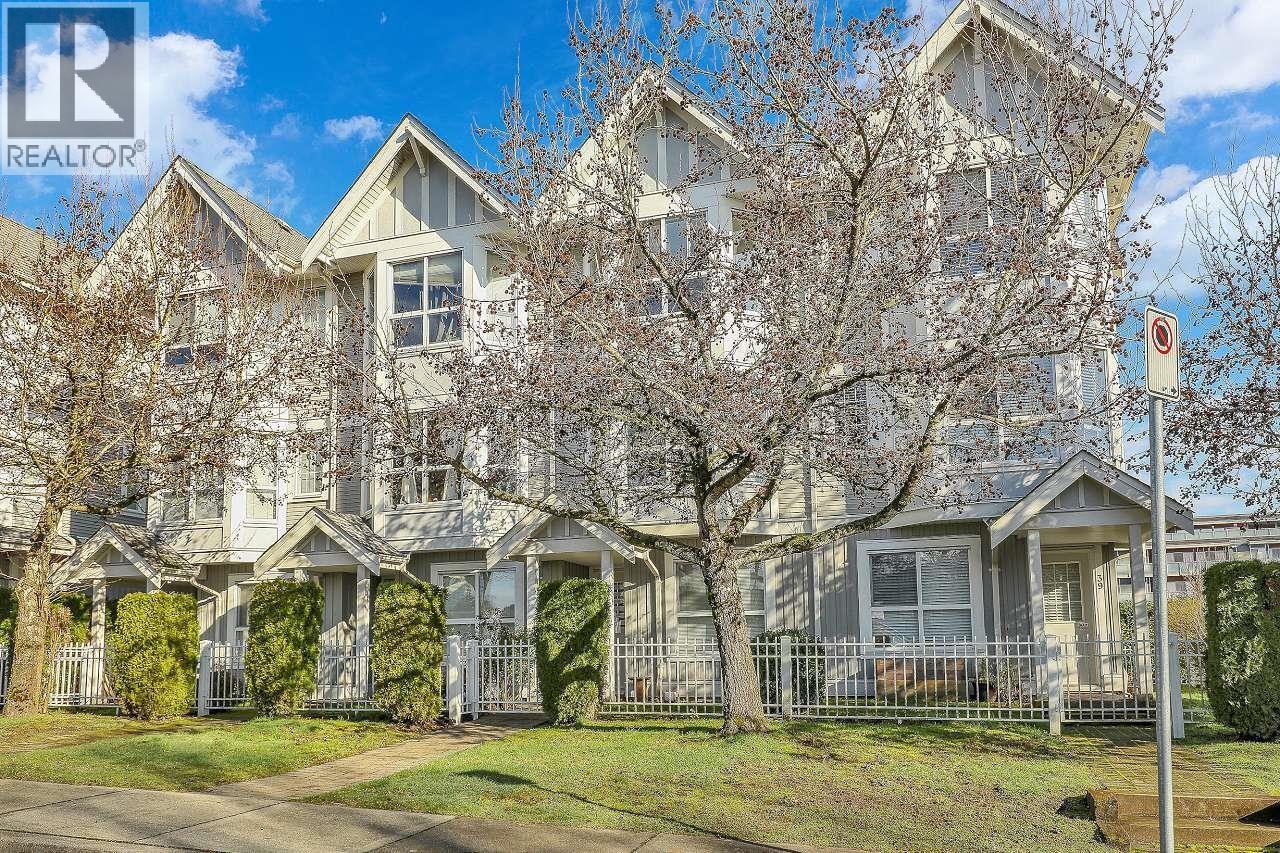 Listing Picture 3 of 30 : 40 7370 STRIDE AVENUE, Burnaby / 本拿比 - 魯藝地產 Yvonne Lu Group - MLS Medallion Club Member