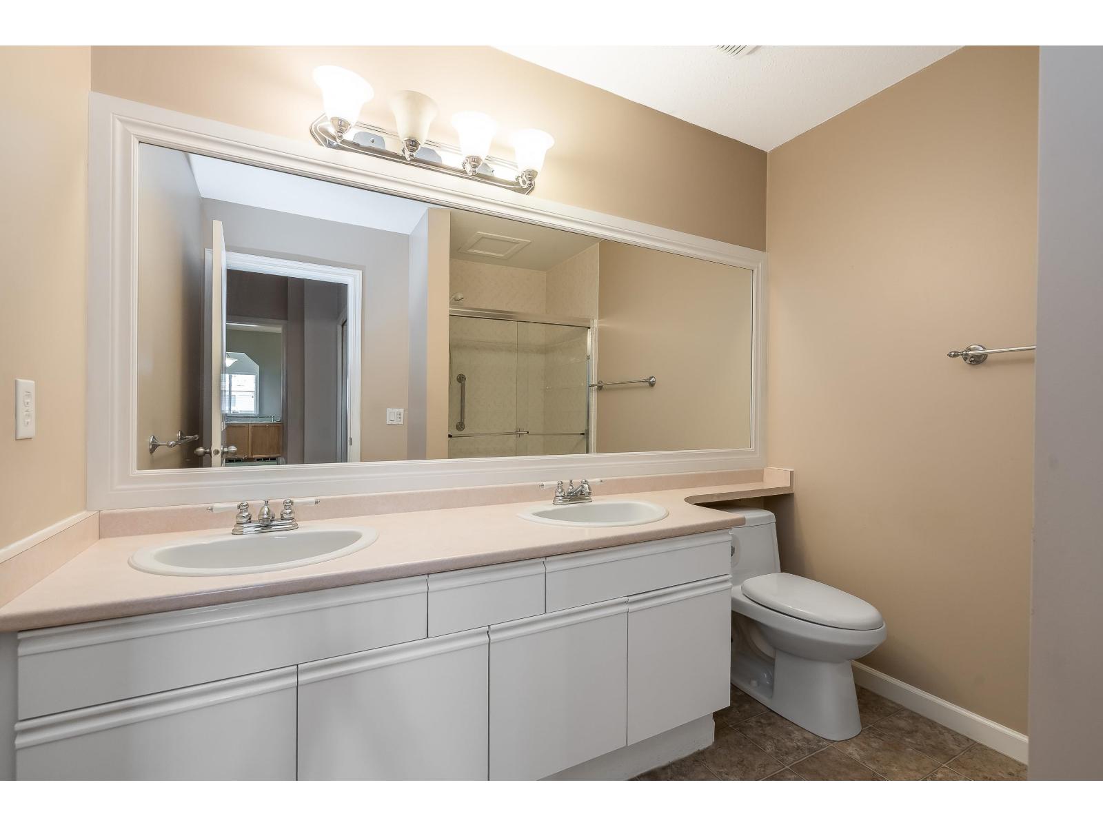 115 9072 Fleetwood Way, Surrey, British Columbia  V3R 0M6 - Photo 22 - R3088357