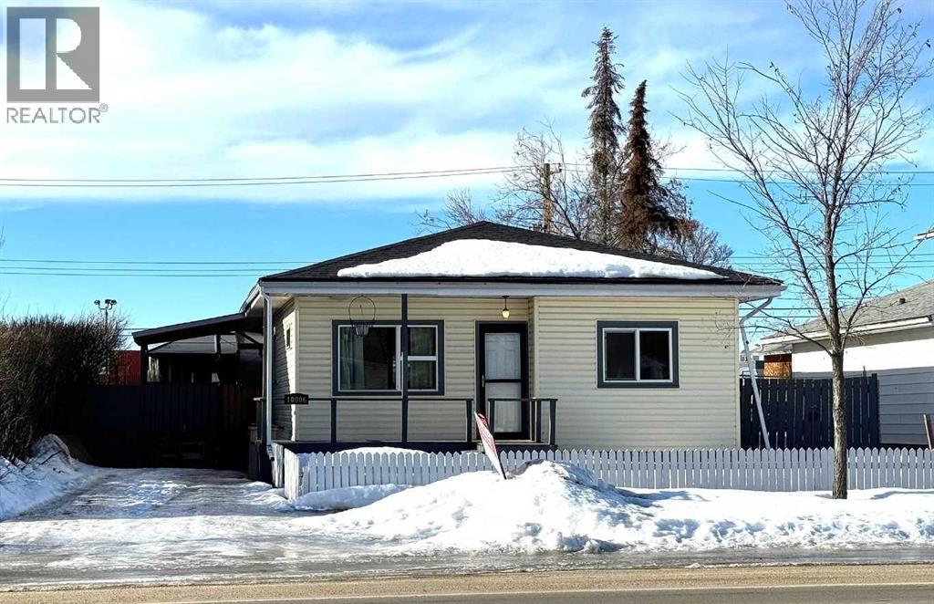 10806 102 Street, Grande Prairie, Alberta