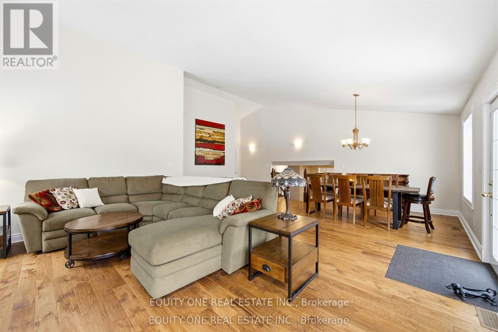 17 Savage Drive, Ottawa, Ontario  K2S 1B9 - Photo 27 - X12777522