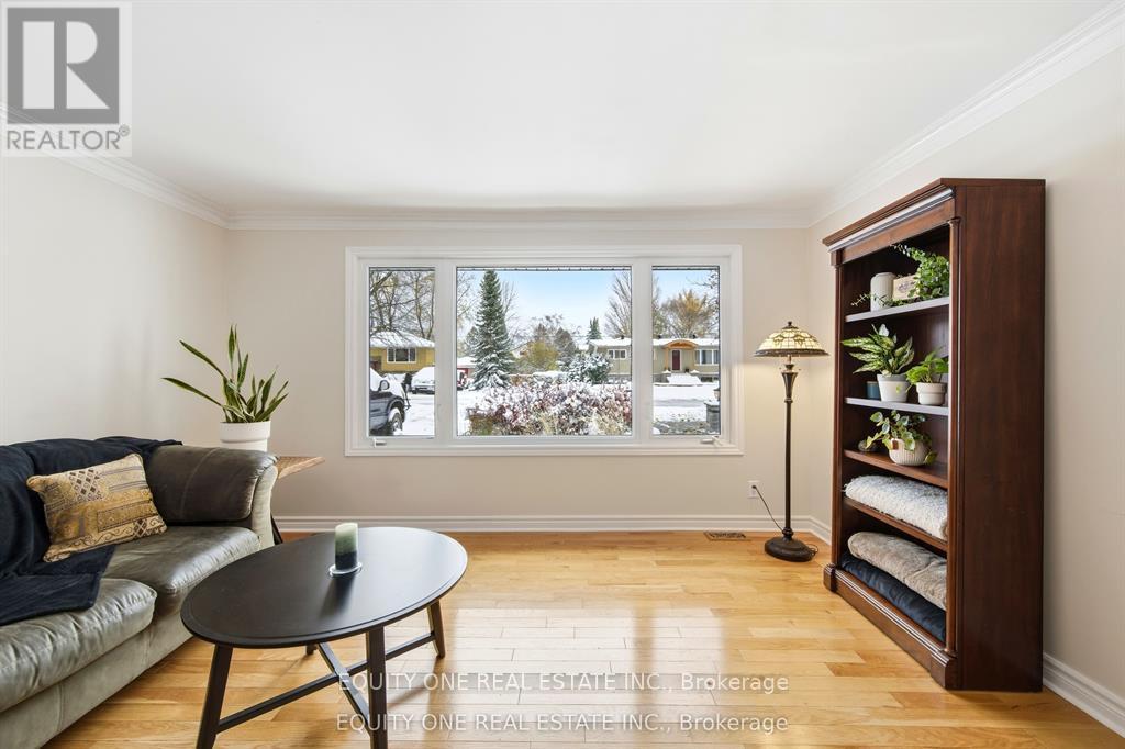 17 Savage Drive, Ottawa, Ontario  K2S 1B9 - Photo 6 - X12777522