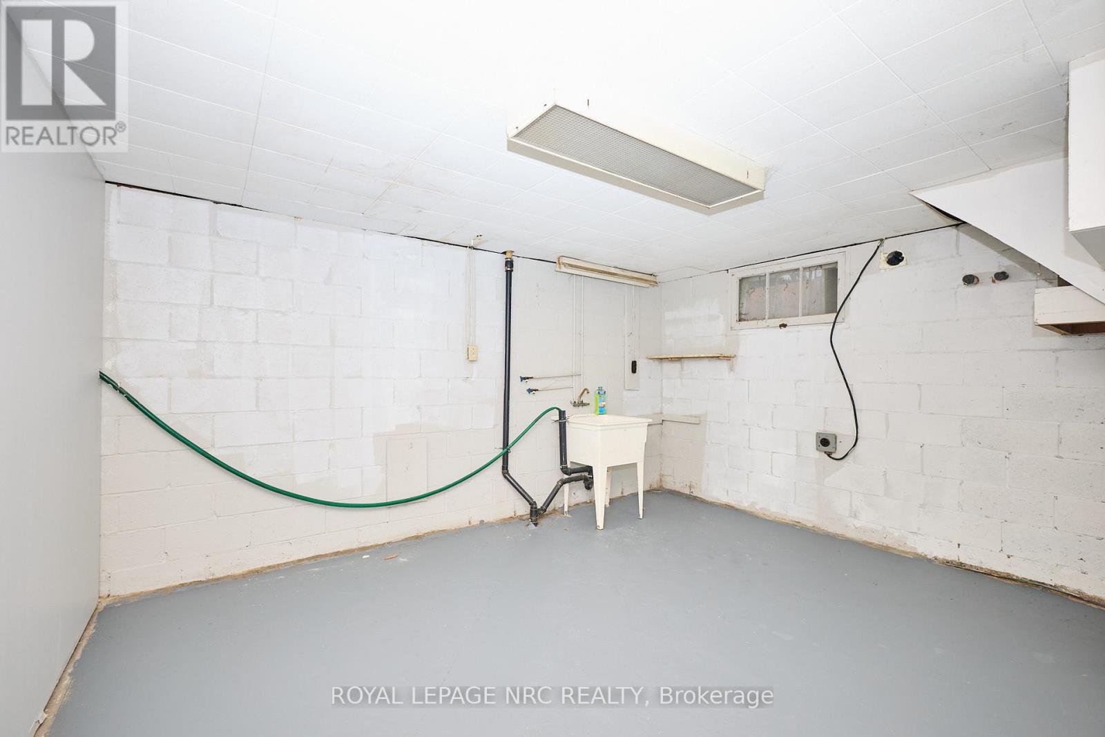 17 Lora Street, St. Catharines, Ontario  L2N 3S4 - Photo 24 - X12777532