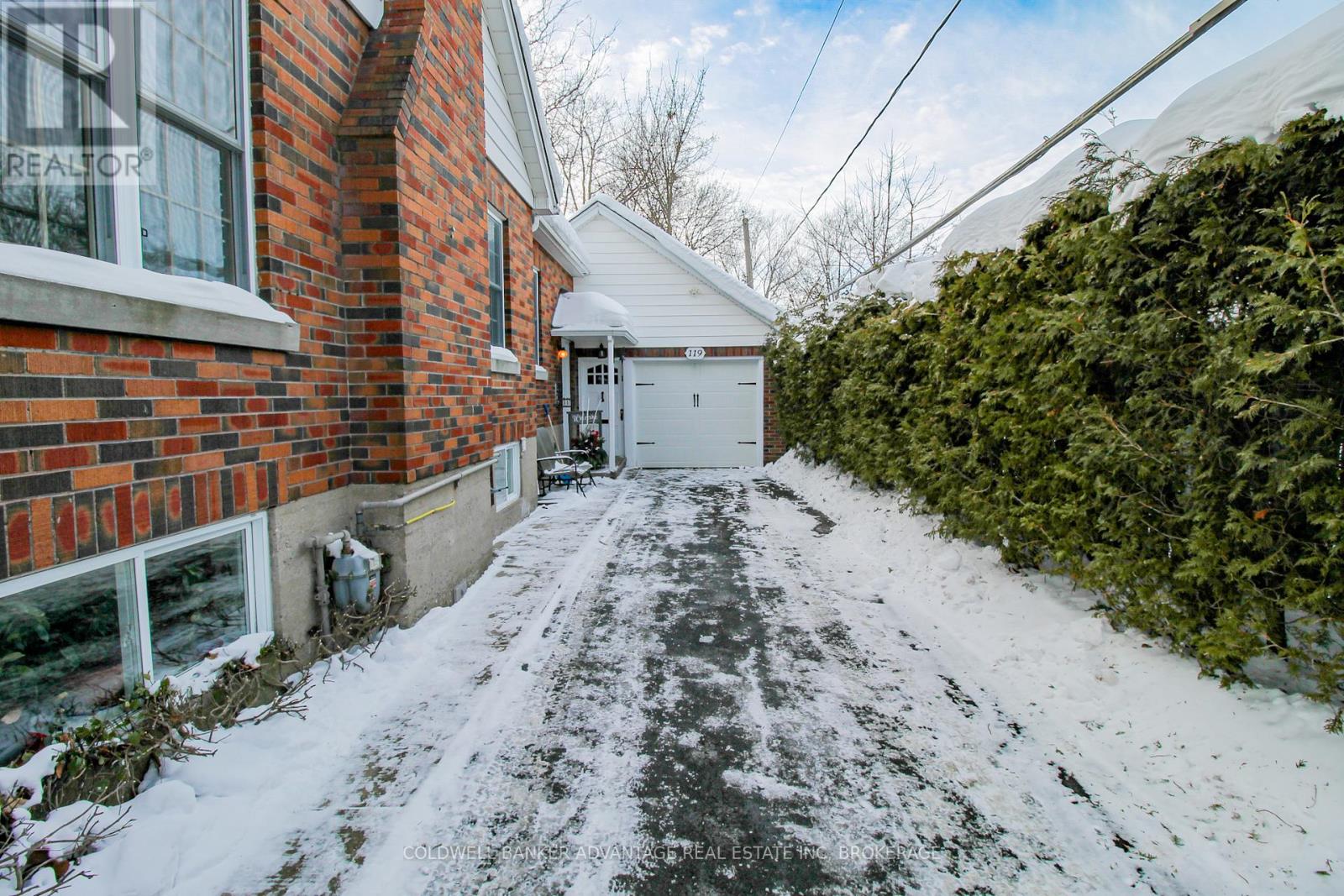 119 Edgar Street, Welland, Ontario  L3C 1S9 - Photo 5 - X12777606