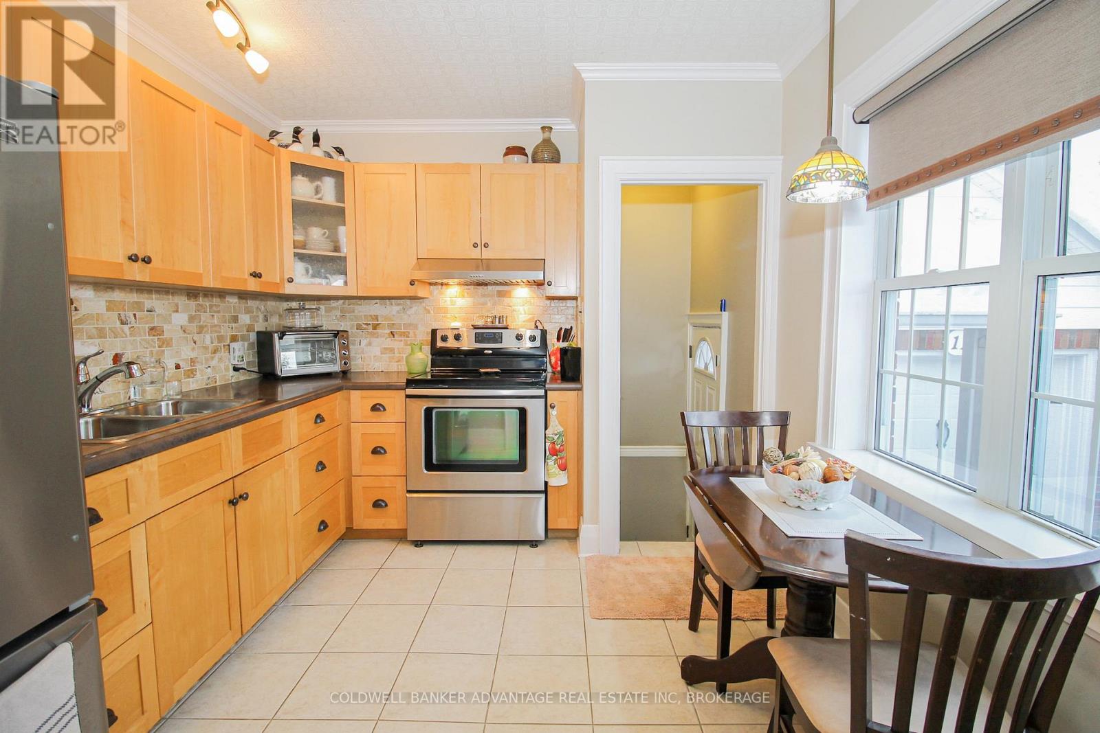 119 Edgar Street, Welland, Ontario  L3C 1S9 - Photo 9 - X12777606