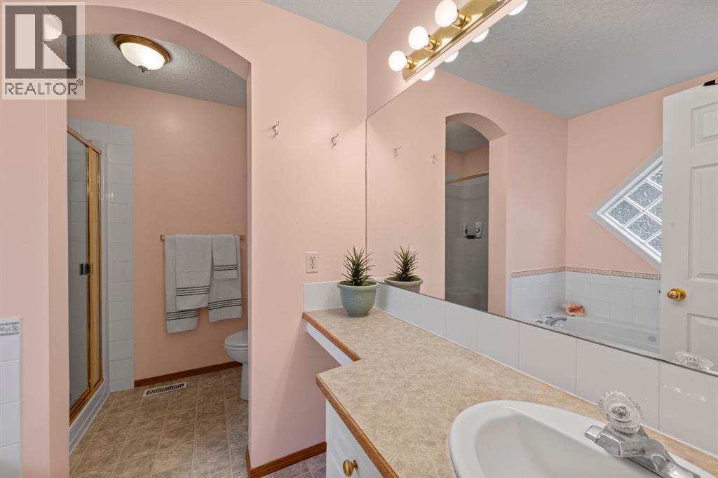 161 West Lakeview Drive, Chestermere, Alberta  T1X 1H7 - Photo 24 - A2283649