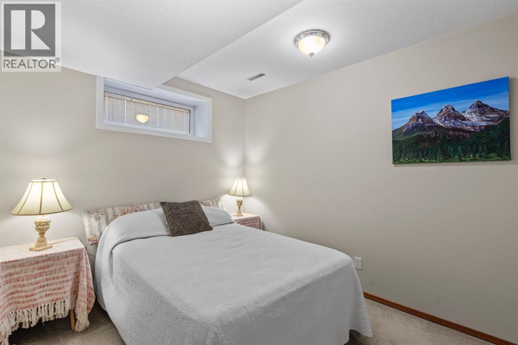 161 West Lakeview Drive, Chestermere, Alberta  T1X 1H7 - Photo 43 - A2283649