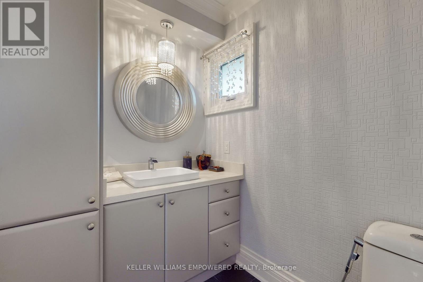 239 Pineway Blvd Boulevard, Toronto, Ontario  M2H 1B5 - Photo 10 - C12777564