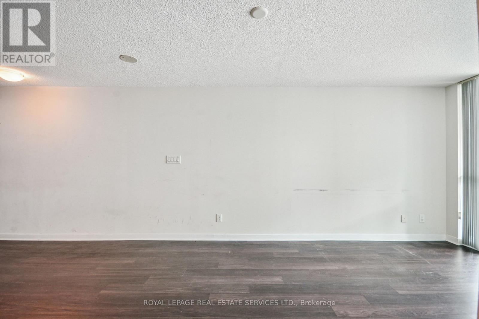 1111 - 33 Bay Street, Toronto, Ontario  M5J 2Z3 - Photo 8 - C12777576