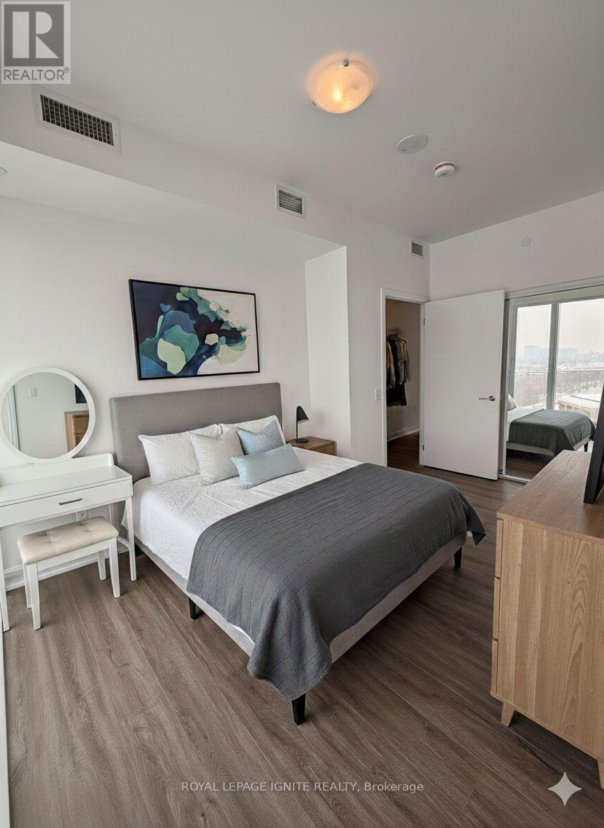 1217 - 1 Quarrington Lane, Toronto, Ontario  M3C 0S4 - Photo 10 - C12777586