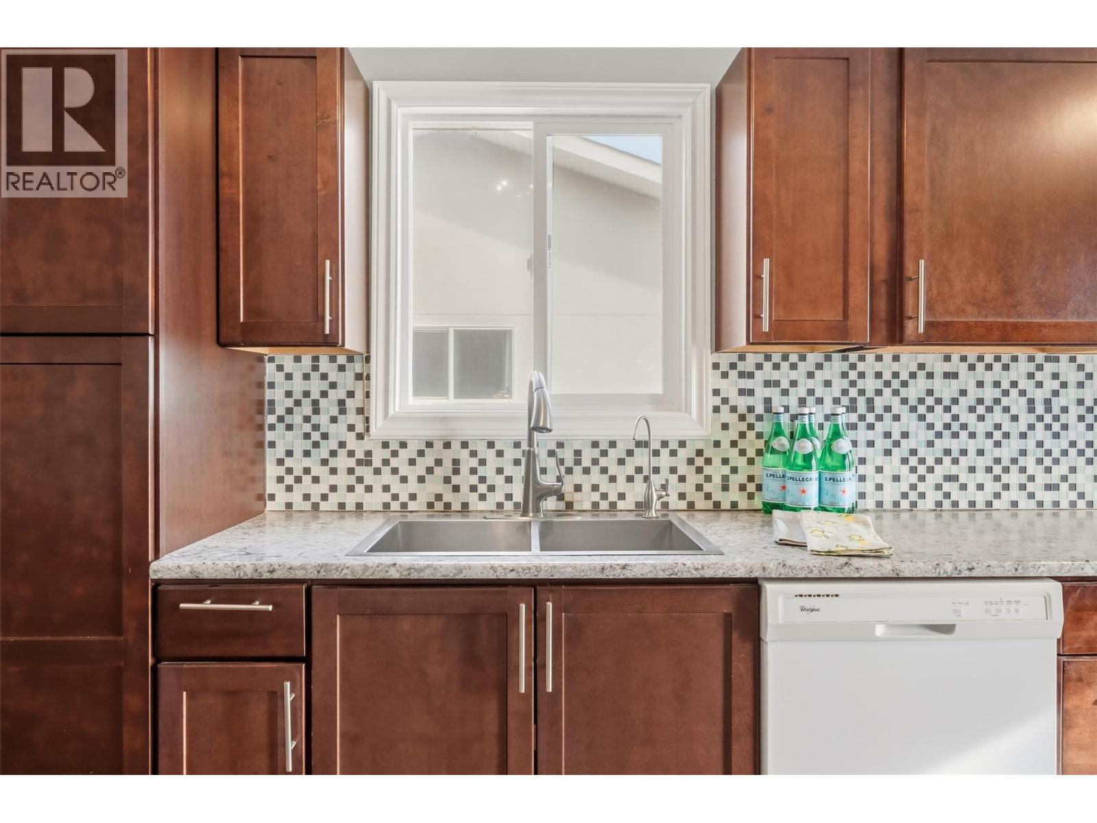 8705 92nd Avenue, Osoyoos, British Columbia  V0H 1V2 - Photo 17 - 10375218