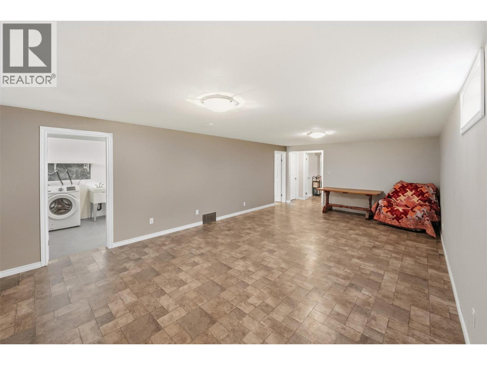 8705 92nd Avenue, Osoyoos, British Columbia  V0H 1V2 - Photo 34 - 10375218