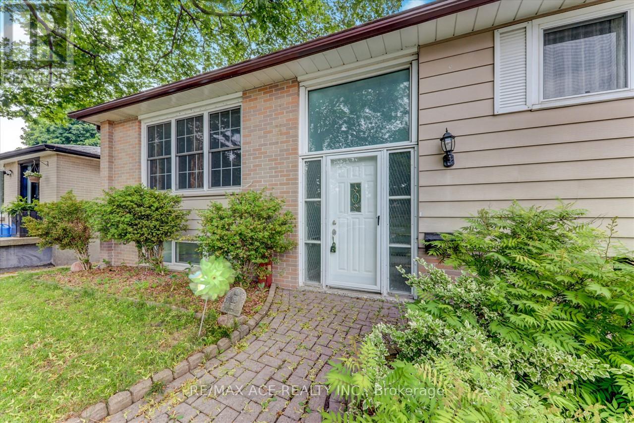 Main - 206 Mason Drive, Whitby, Ontario  L1N 2B1 - Photo 5 - E12777544