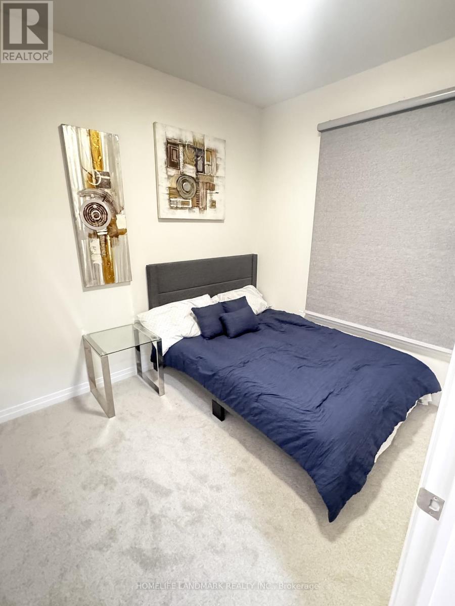 64 Millman Lane, Richmond Hill, Ontario  L4E 3R9 - Photo 4 - N12777568