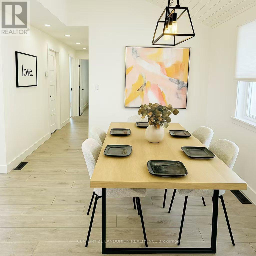 188 Olde Bayview Avenue, Richmond Hill, Ontario  L4E 3C9 - Photo 11 - N12777594