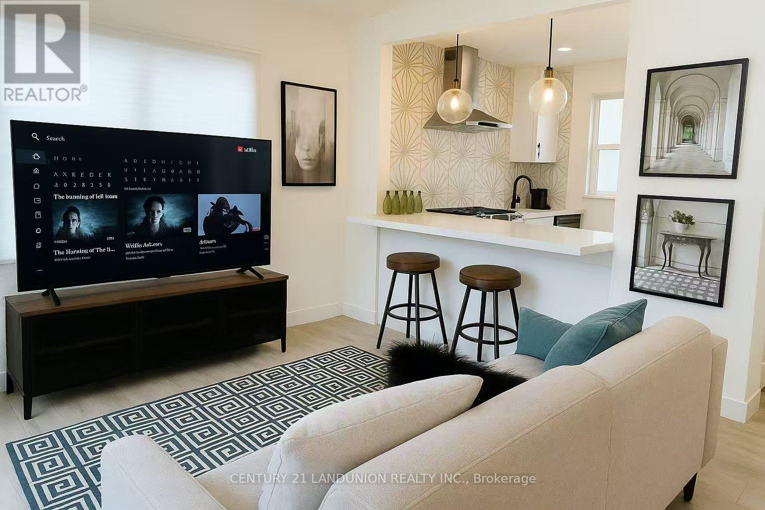 188 Olde Bayview Avenue, Richmond Hill, Ontario  L4E 3C9 - Photo 2 - N12777594